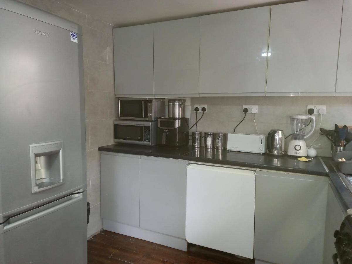 Bubblesbnb- 4 Bedroom House London Kültér fotó