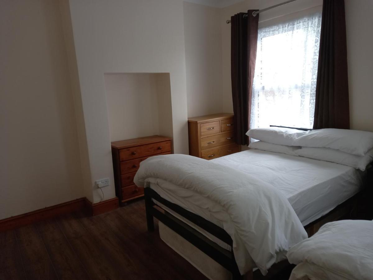 Bubblesbnb- 4 Bedroom House London Kültér fotó