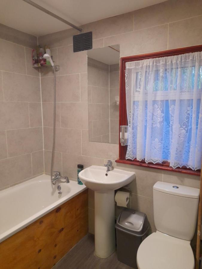 Bubblesbnb- 4 Bedroom House London Kültér fotó